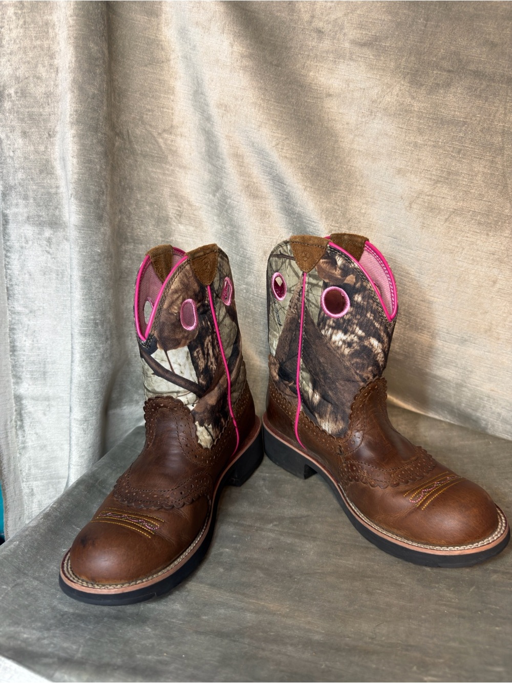 Ariat Fatbaby Women’s Camo Round Toe Western Boots Size 8B